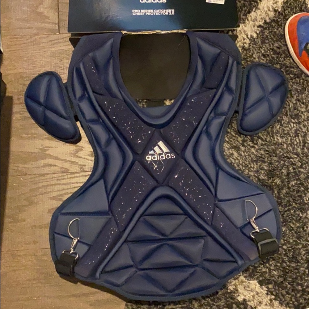 Adidas pro series catchers chest protector 2.0